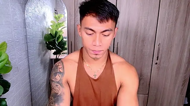 PinooyMilker online show from October 2025 02:56:02 AM