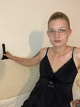 Snapshot of Lesamantssexy chatting on May 2026 02:30:02 PM Lesamantssexy online show from May 2026 02:30:02 PM