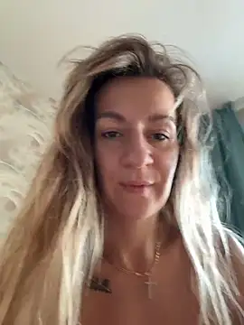 EvvaMur online show from February 2026 02:01:02 AM