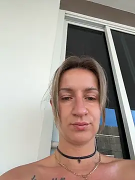 EvvaMur online show from November 2025 01:28:01 AM