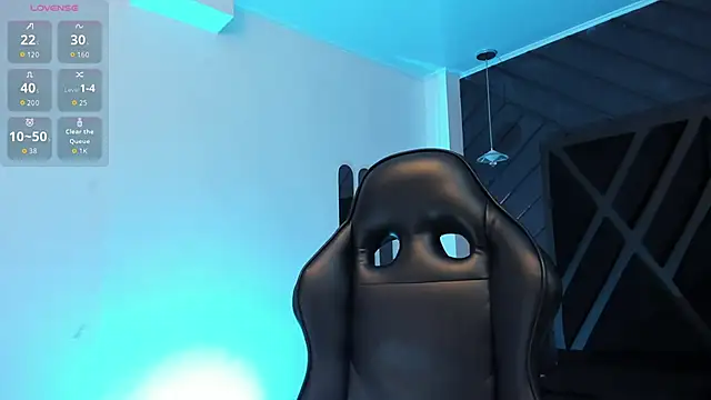 Snapshot of Draven_Marceaux chatting on December 2025 11:14:02 AM Draven Marceaux online show from December 2025 11:14:02 AM