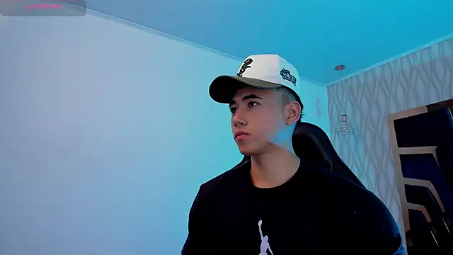 Snapshot of Draven_Marceaux chatting on November 2025 11:25:02 AM Draven Marceaux online show from November 2025 11:25:02 AM