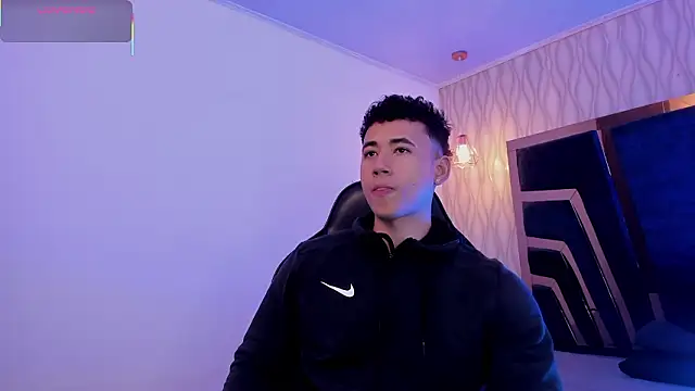 Snapshot of Draven_Marceaux chatting on February 2026 11:32:02 AM Draven Marceaux online show from February 2026 11:32:02 AM