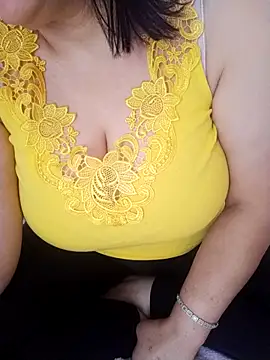 zerdaliii online show from April 2026 07:04:01 AM