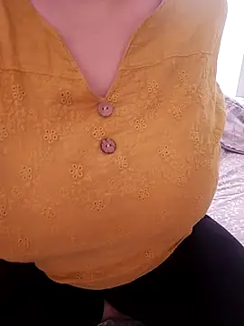 zerdaliii online show from March 2026 07:52:01 AM