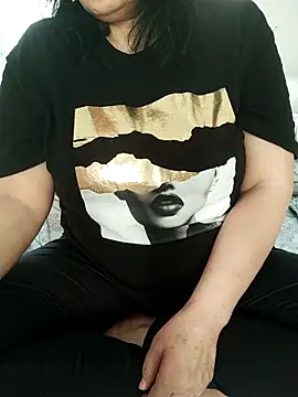 zerdaliii online show from February 2026 06:47:02 AM