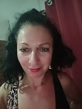 ValleriWind online show from November 2025 06:12:02 PM