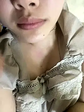 Snapshot of Xu_Xubaby chatting on November 2025 03:27:01 PM Xu Xubaby online show from November 2025 03:27:01 PM