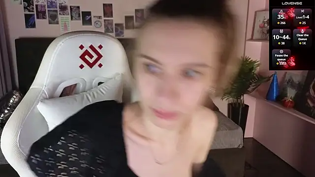 kaleriyaa  online show from February 2026 01:26:02 AM