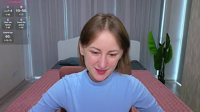 LuluChiiii online show from October 2025 09:43:02 AM