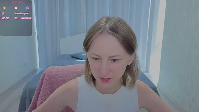 LuluChiiii online show from September 2025 09:53:02 AM