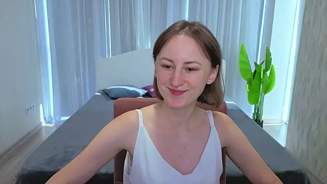 LuluChiiii online show from October 2025 10:39:01 AM