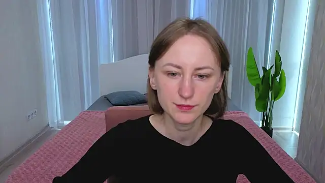 LuluChiiii online show from October 2025 09:43:01 AM