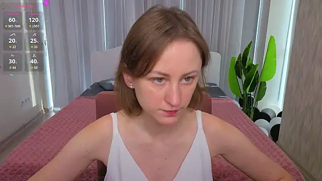 LuluChiiii online show from November 2025 10:48:01 AM