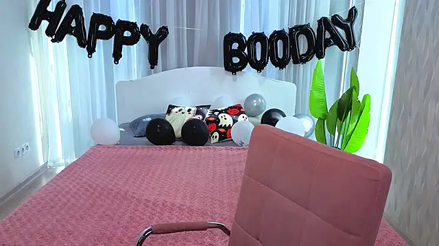 LuluChiiii online show from October 2025 10:45:02 AM