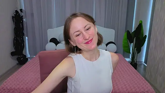 LuluChiiii online show from November 2025 11:58:02 AM