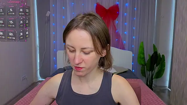 LuluChiiii online show from December 2025 11:16:01 AM