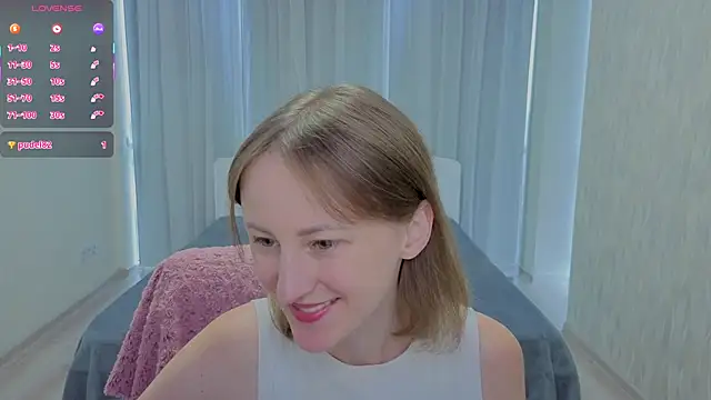 LuluChiiii online show from September 2025 10:25:01 AM
