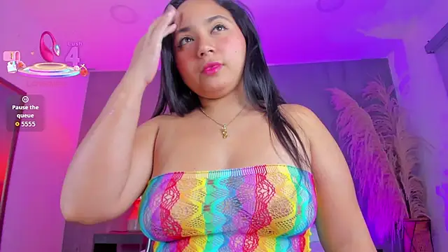 luccia smith online show from January 2026 02:40:01 AM