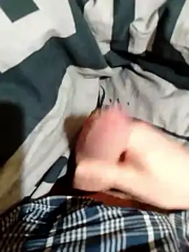 chrisdic27 online show from February 2026 09:15:01 PM