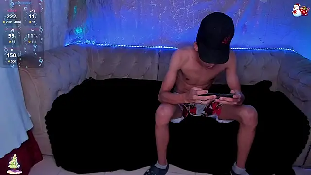 teamlover00 online show from December 2025 05:43:01 AM