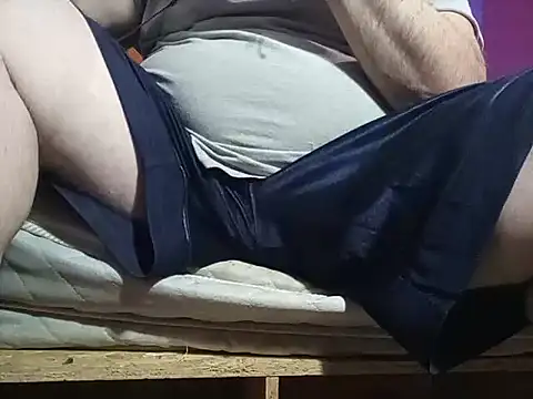 Snapshot of BabyBearMilk chatting on November 2025 10:43:01 PM BabyBearMilk online show from November 2025 10:43:01 PM