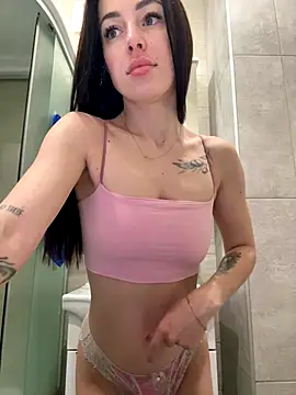 Snapshot of SakuraSara chatting on December 2025 04:06:02 AM SakuraSara online show from December 2025 04:06:02 AM