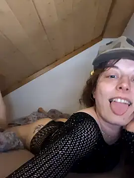 marijacucu online show from May 2026 09:13:01 PM