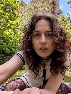 marijacucu online show from May 2026 01:28:01 PM