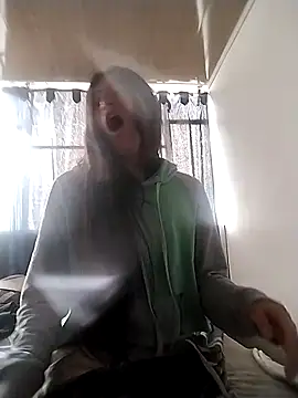 Snapshot of NathaSlave chatting on December 2025 06:50:02 PM NathaSlave online show from December 2025 06:50:02 PM