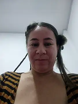 Nala1986 online show from September 2025 02:29:01 AM