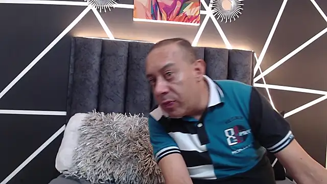 GabrielandAbigail online show from April 2026 03:40:02 PM