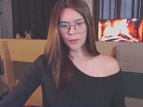 Snapshot of BonnyTyra chatting on February 2026 02:44:02 AM BonnyTyra online show from February 2026 02:44:02 AM