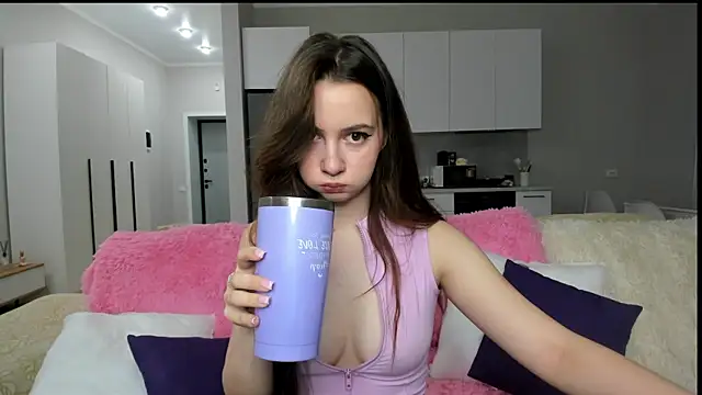 Mila killa online show from November 2025 12:59:02 AM