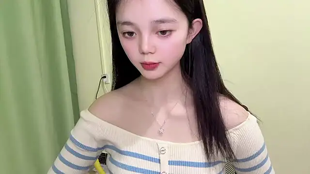 Nicole-13 online show from November 2025 12:50:02 PM