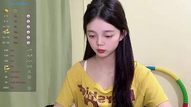 Snapshot of Nicole-13 chatting on October 2025 12:40:02 PM Nicole-13 online show from October 2025 12:40:02 PM