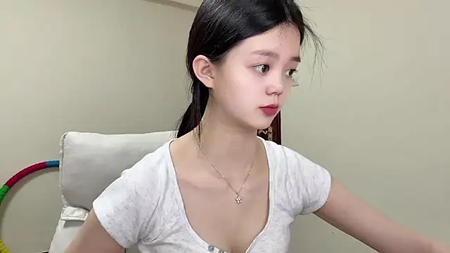 Nicole-13 online show from April 2026 12:30:01 PM