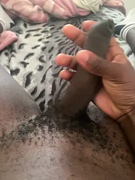 Snapshot of midravelta chatting on October 2025 01:12:01 PM midravelta online show from October 2025 01:12:01 PM