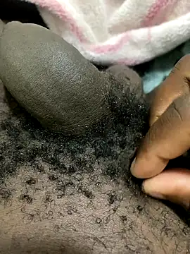 Snapshot of midravelta chatting on September 2025 07:14:02 PM midravelta online show from September 2025 07:14:02 PM