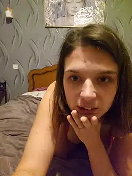 Snapshot of CoupleX85 chatting on December 2025 08:59:02 PM CoupleX85 online show from December 2025 08:59:02 PM