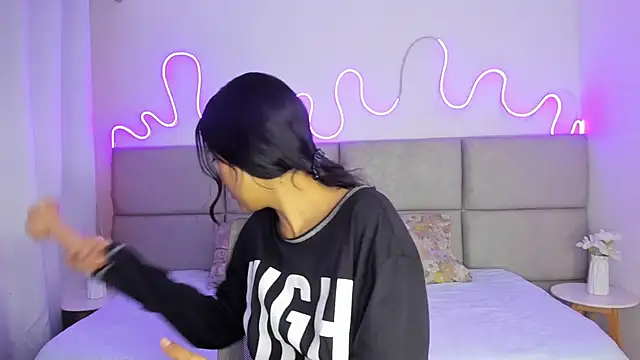 Abrill 2 online show from February 2026 10:53:01 PM