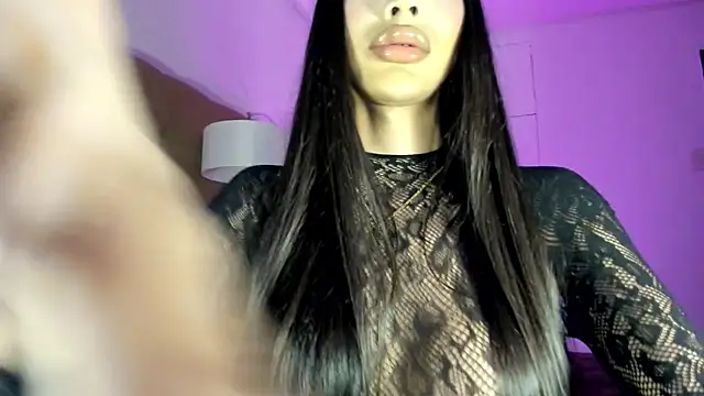 Snapshot of khalifafoxxxx chatting on April 2026 08:04:01 PM khalifafoxxxx online show from April 2026 08:04:01 PM