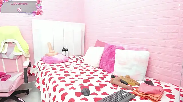 suzanhot 30 online show from March 2026 08:26:01 PM