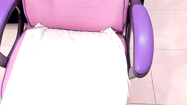 latin doll squirts online show from October 2025 02:07:01 PM