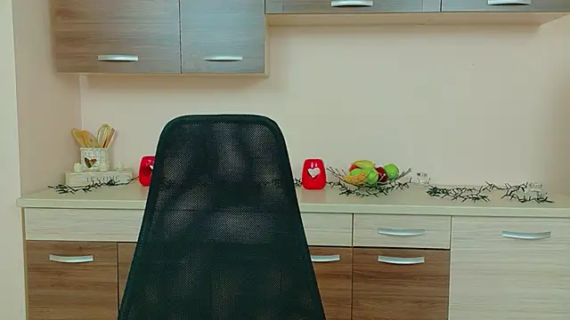 Julia Jae online show from April 2026 06:38:01 AM