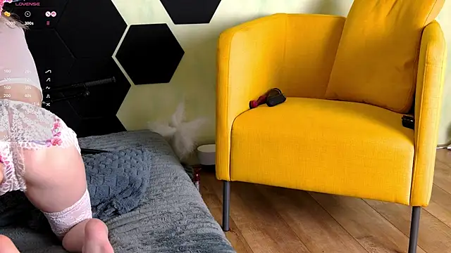 sexy-school online show from November 2025 03:49:01 PM