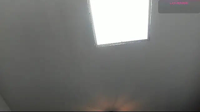 aitana baker  online show from May 2026 07:12:02 PM