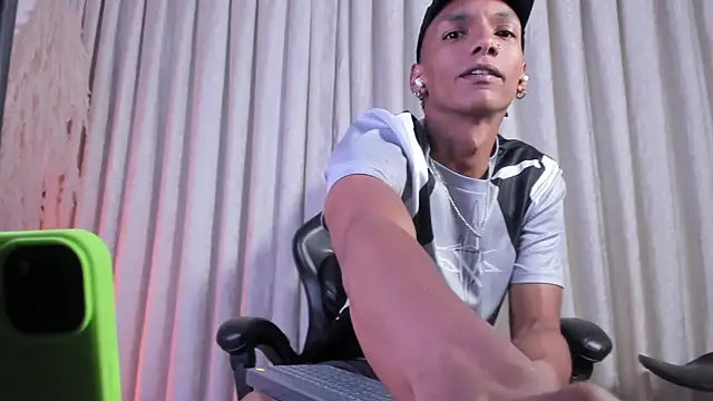 JulienSaint online show from March 2026 11:34:02 AM