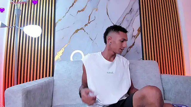 JulienSaint online show from September 2025 12:04:02 PM