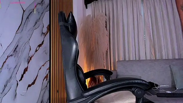 JulienSaint online show from February 2026 12:18:01 PM